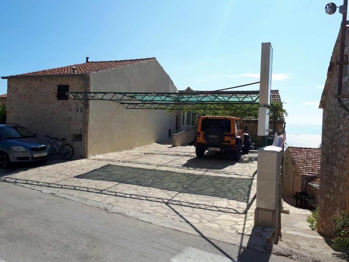 Apartments With A Parking Space Ivan Dolac, Hvar - 8753 Kültér fotó